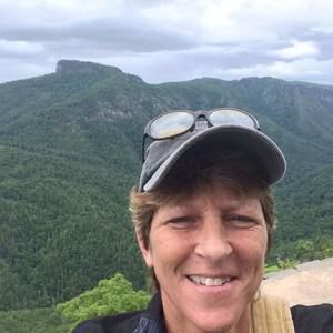 Meet your Posher, Denise